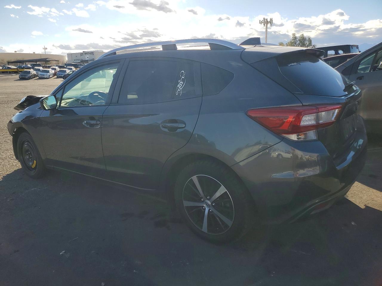 2019 Subaru Impreza Premium - Фото 2