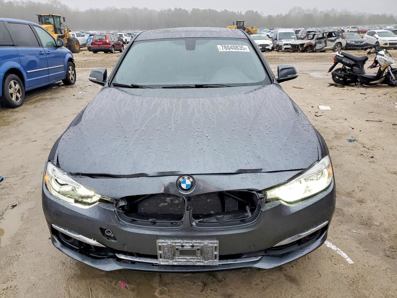 2017 BMW 330 Xi - Фото 5