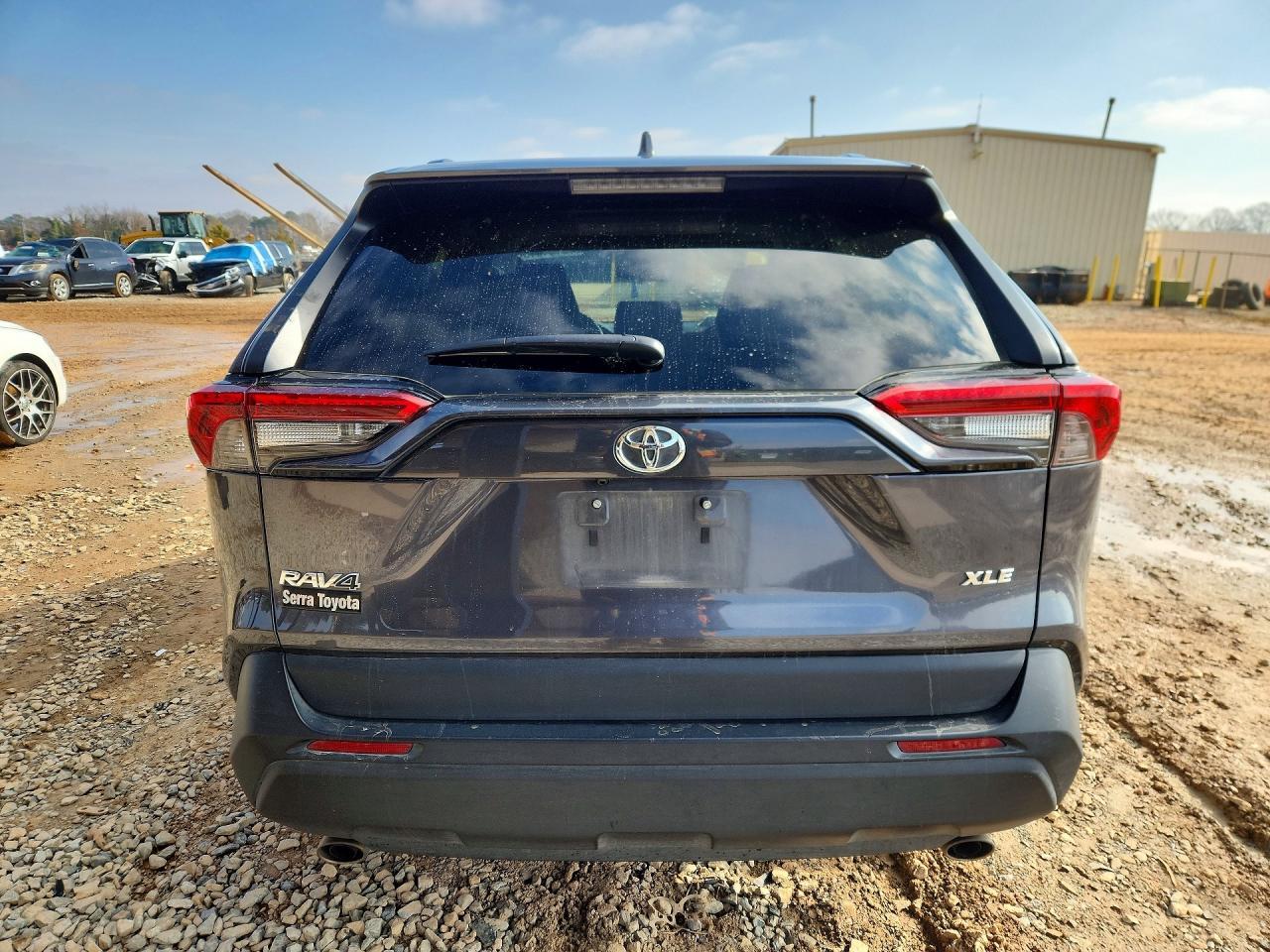2022 Toyota Rav4 Xle - Image 6