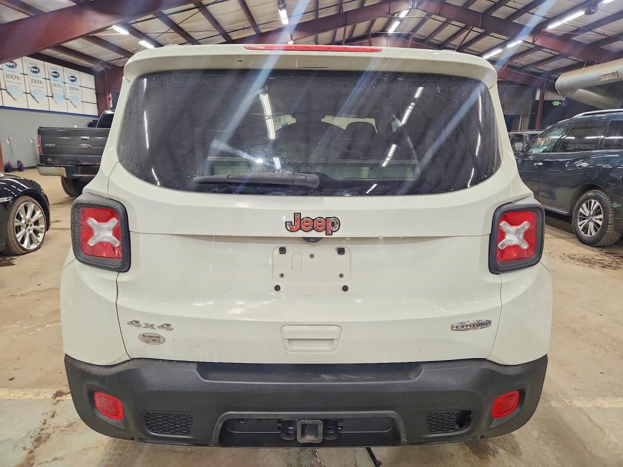 2019 Jeep Renegade Latitude - Image 6