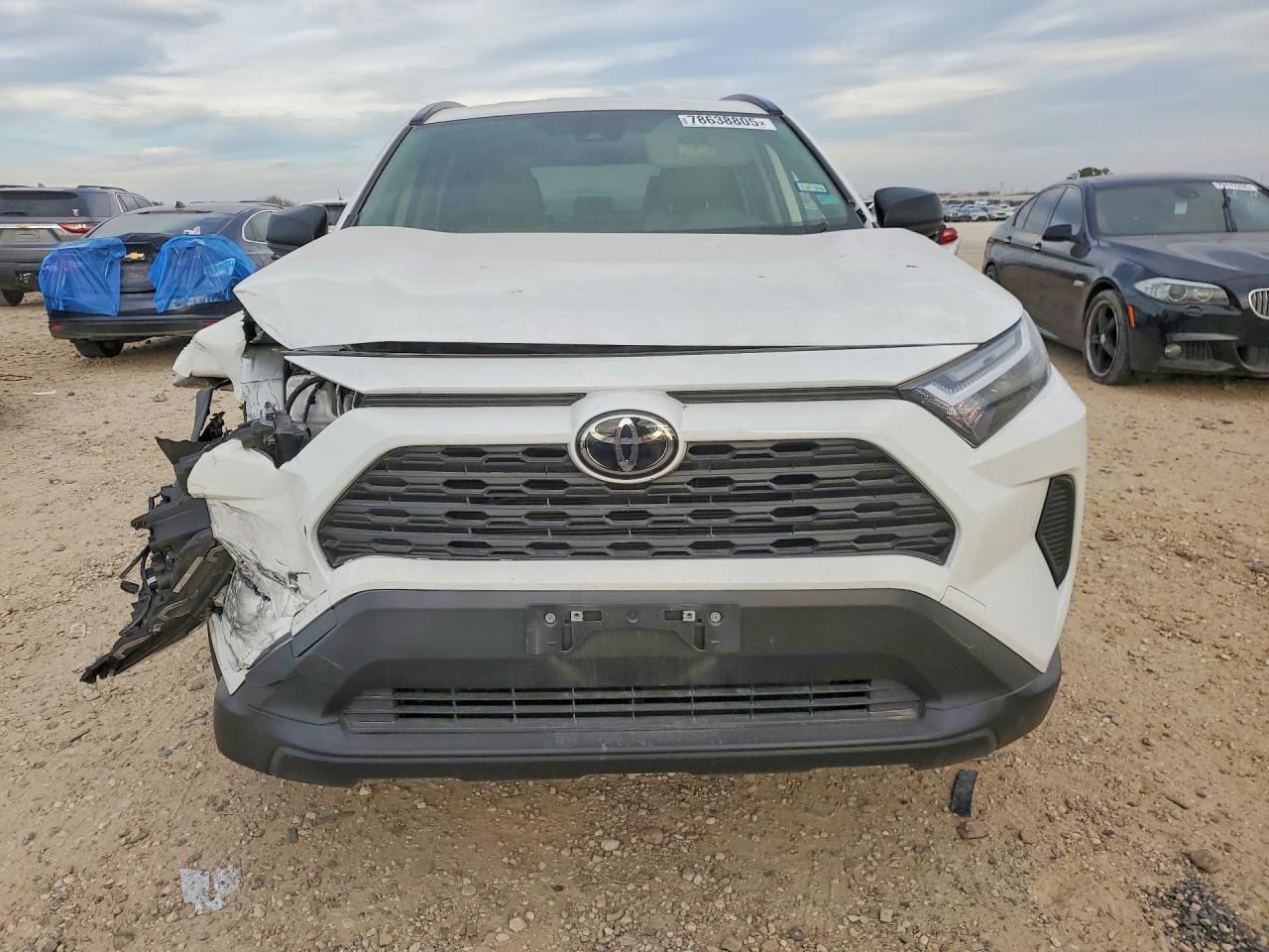 2025 Toyota Rav4 Le - Image 5