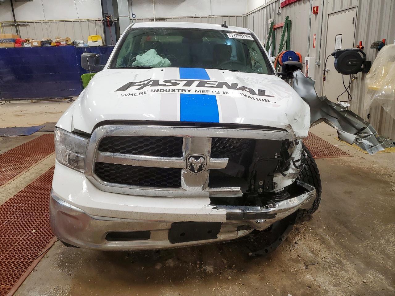 2023 Ram 1500 Classic Slt - Фото 5