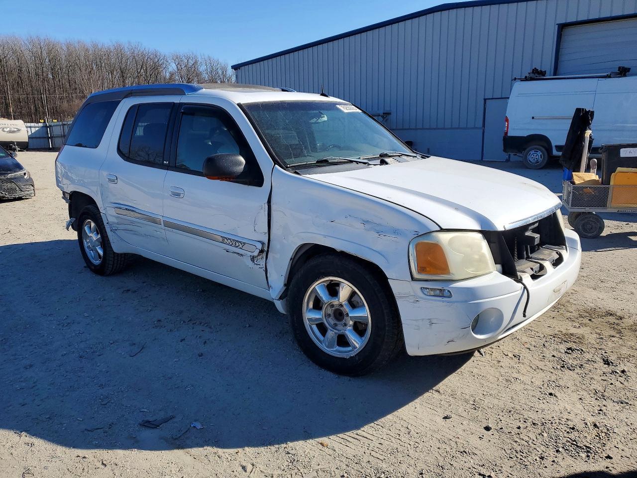 2004 GMC Envoy Xuv - Фото 4