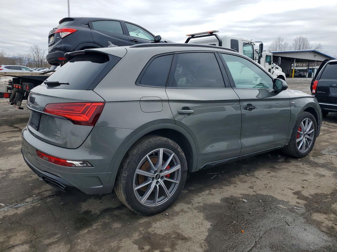 2024 Audi Q5 E Premium Plus 55 - Фото 3