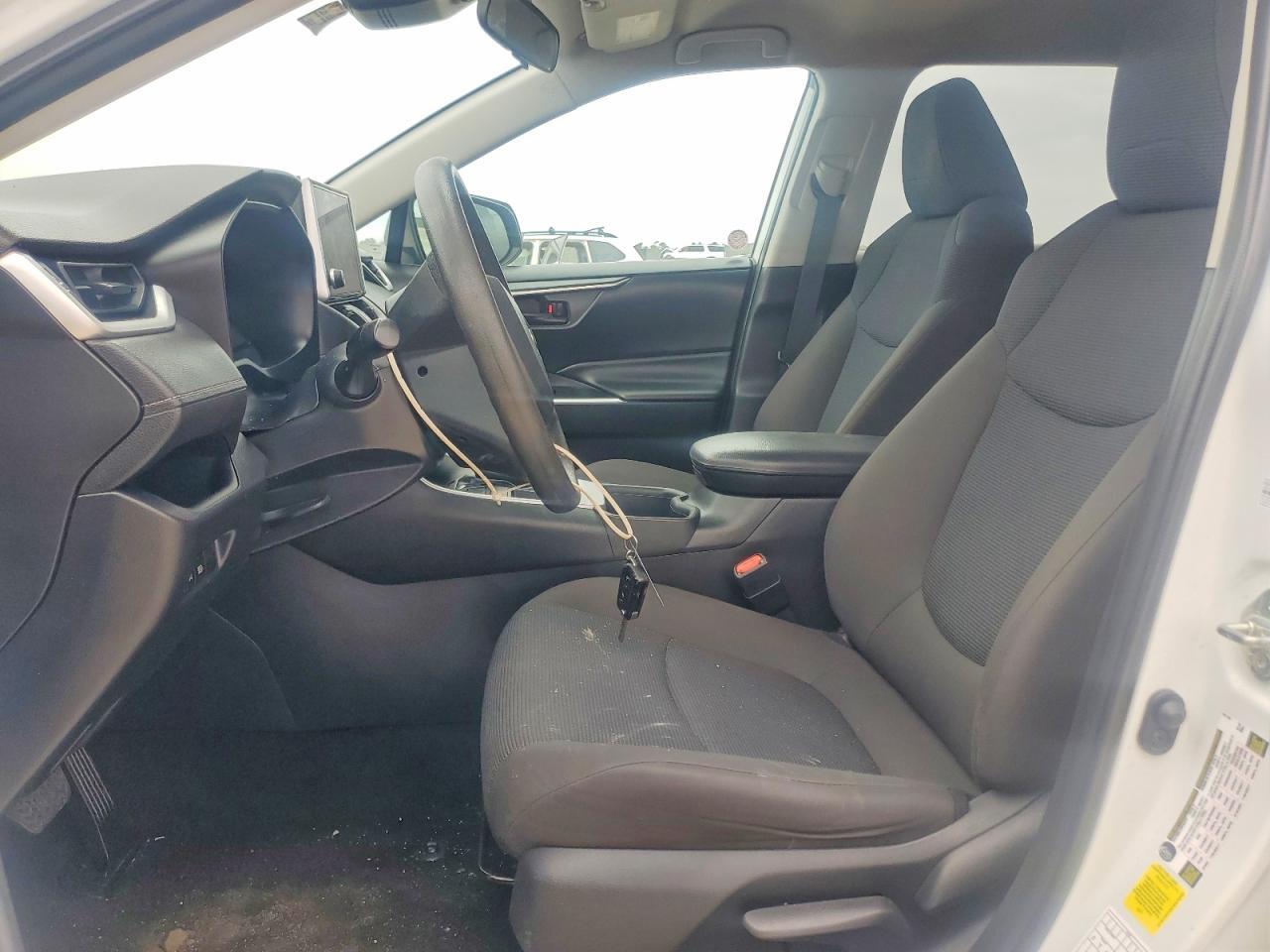 2023 Toyota Rav4 Le - Фото 7