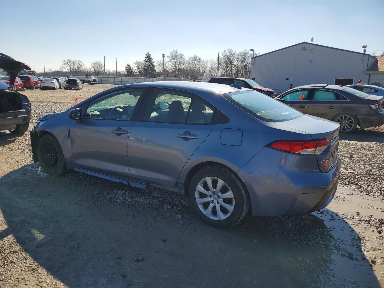 2022 Toyota Corolla Le - Фото 2