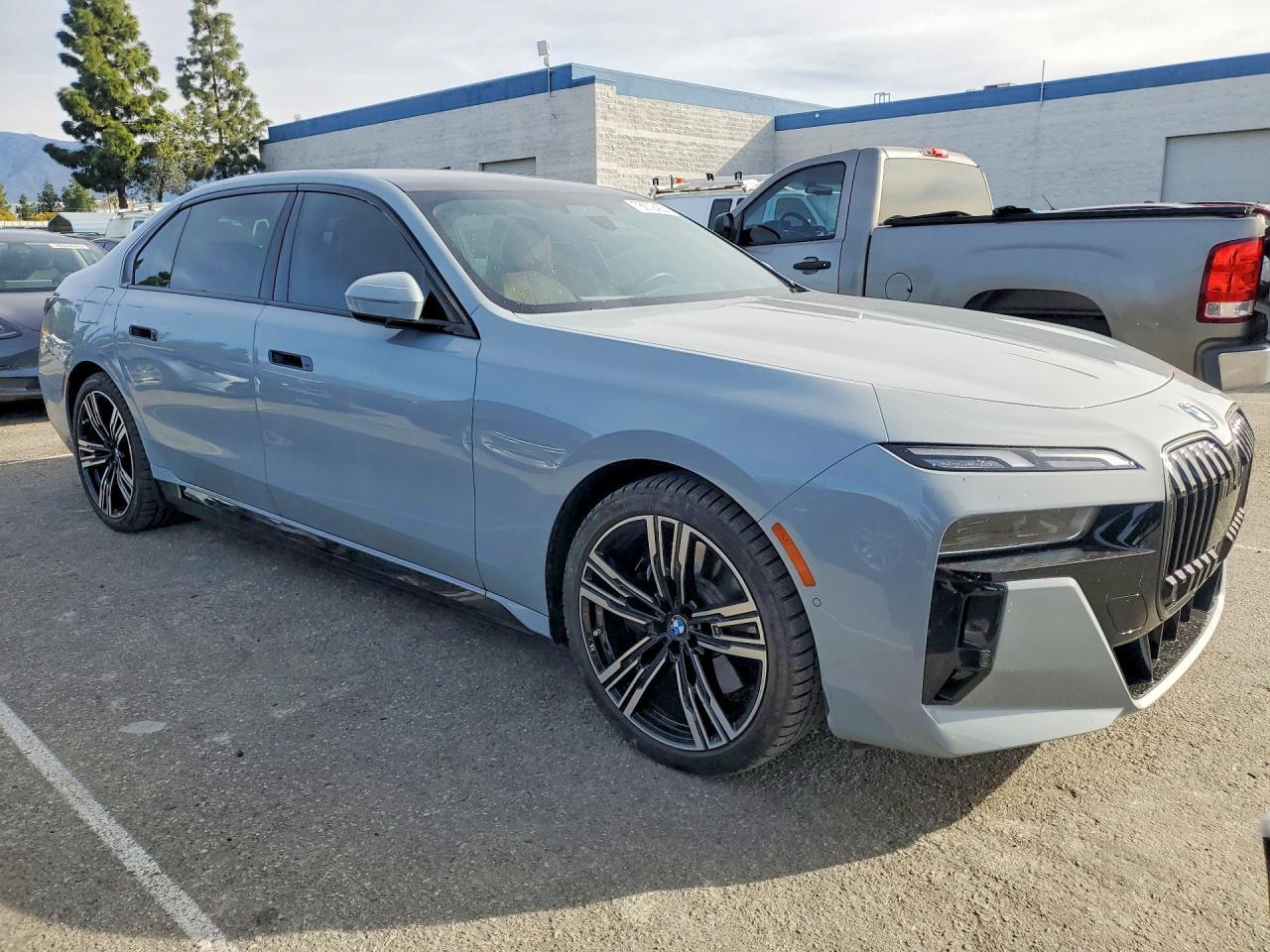 2024 BMW I7 Edrive50 - Image 4