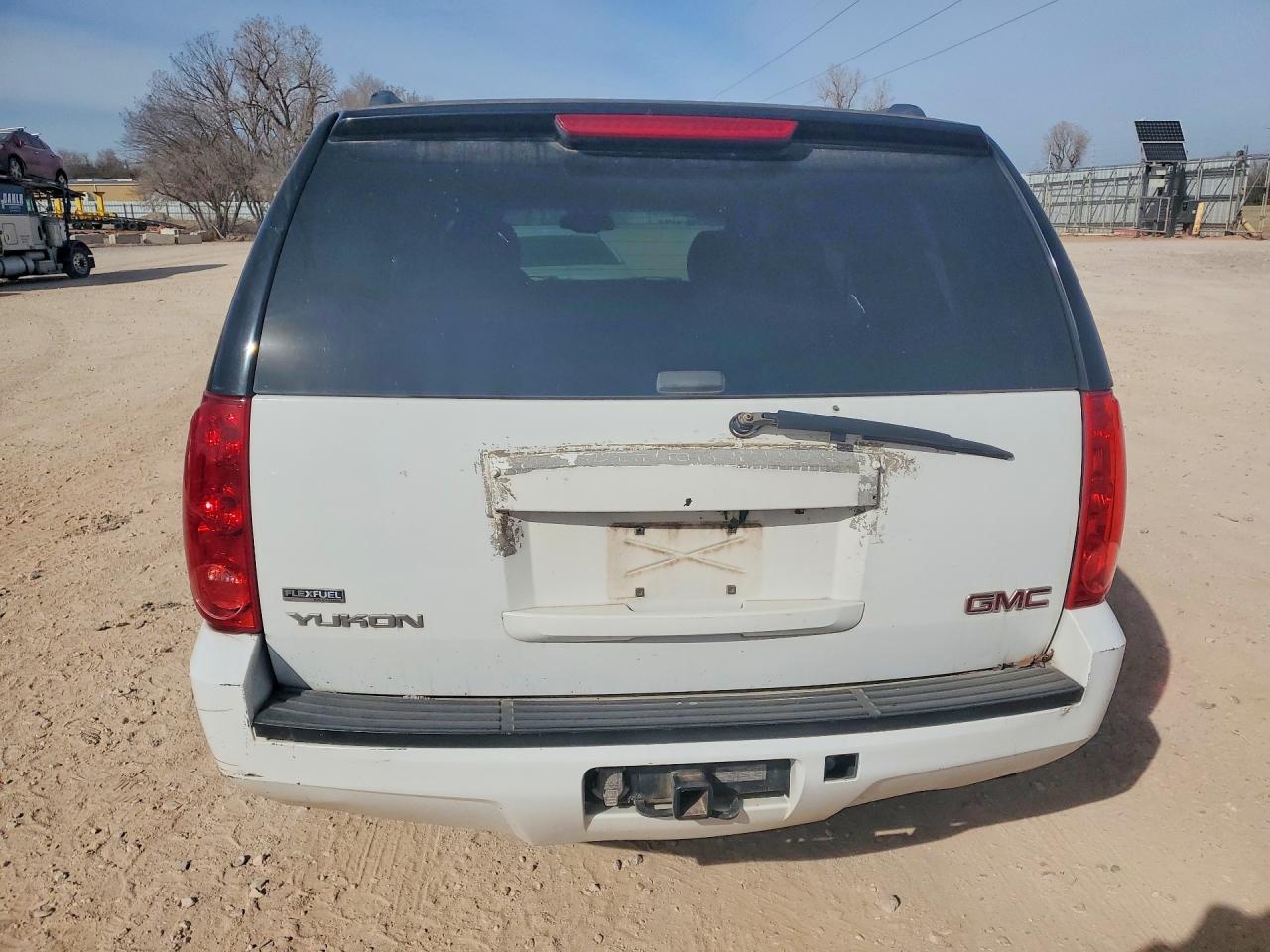 2008 GMC Yukon - Image 6