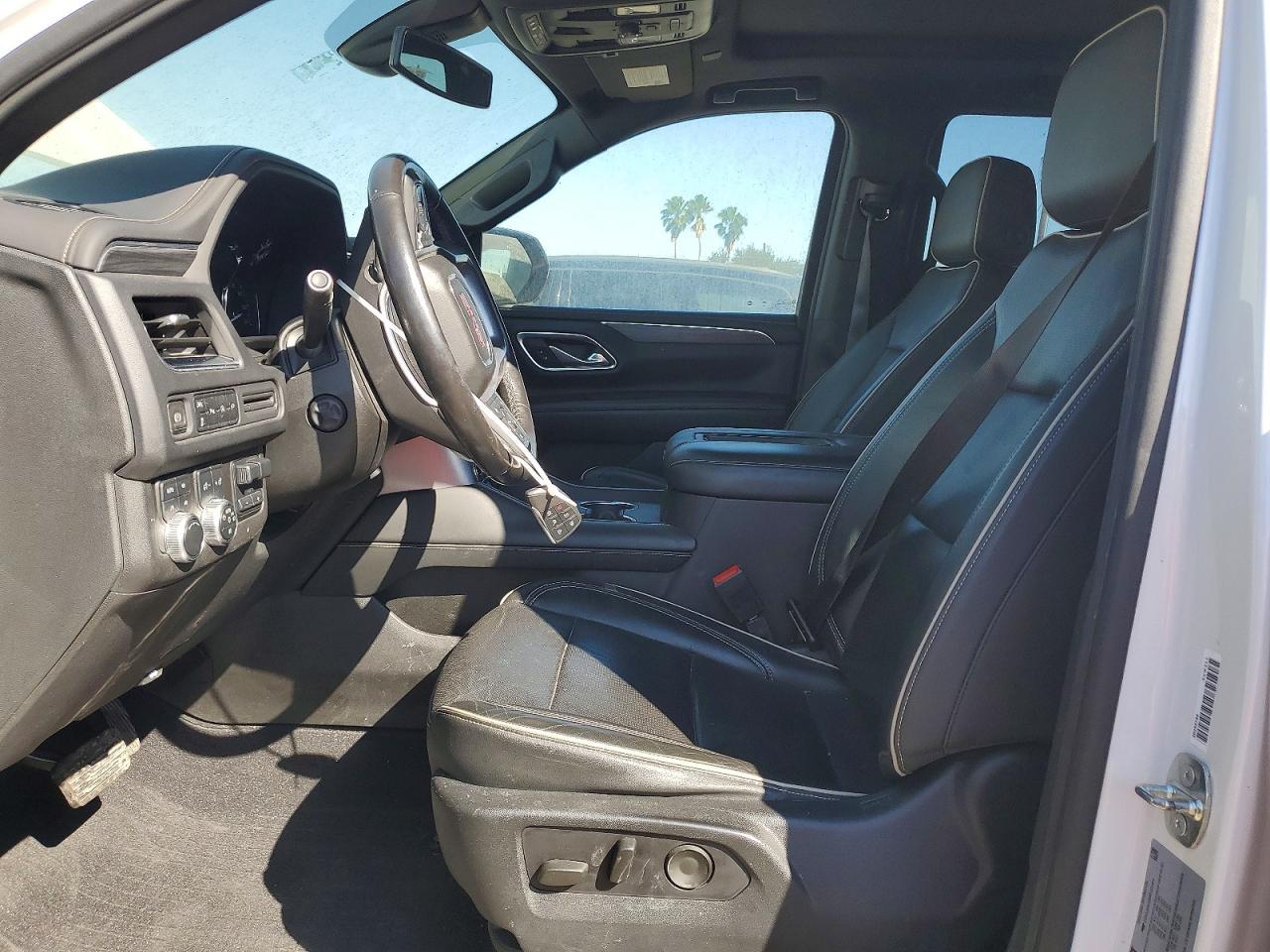 2021 GMC Yukon Slt - Image 7