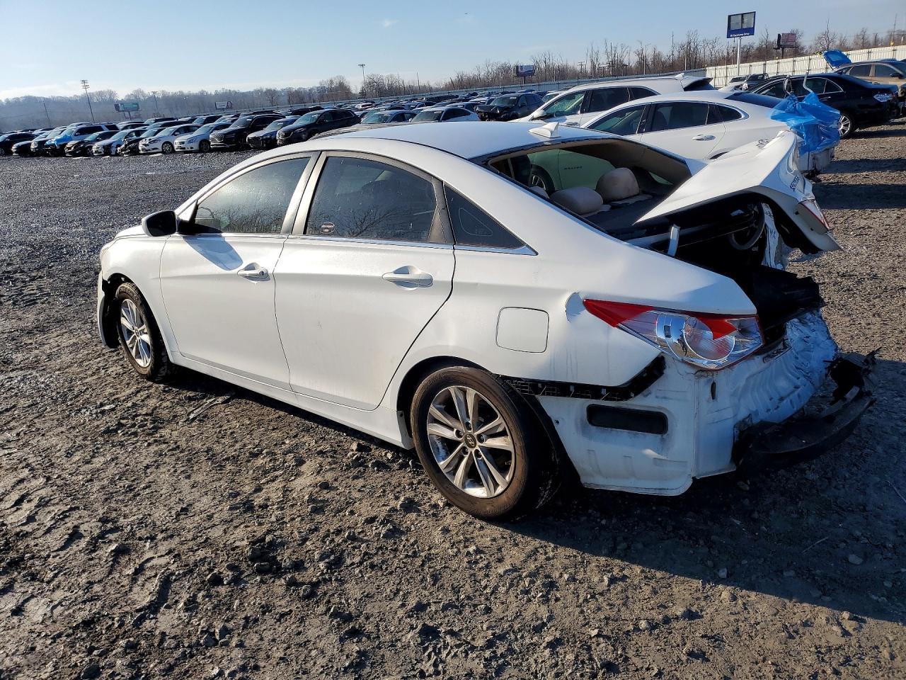 2013 Hyundai Sonata Gls - Фото 2