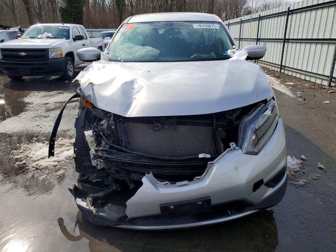 2016 Nissan Rogue S - Фото 5