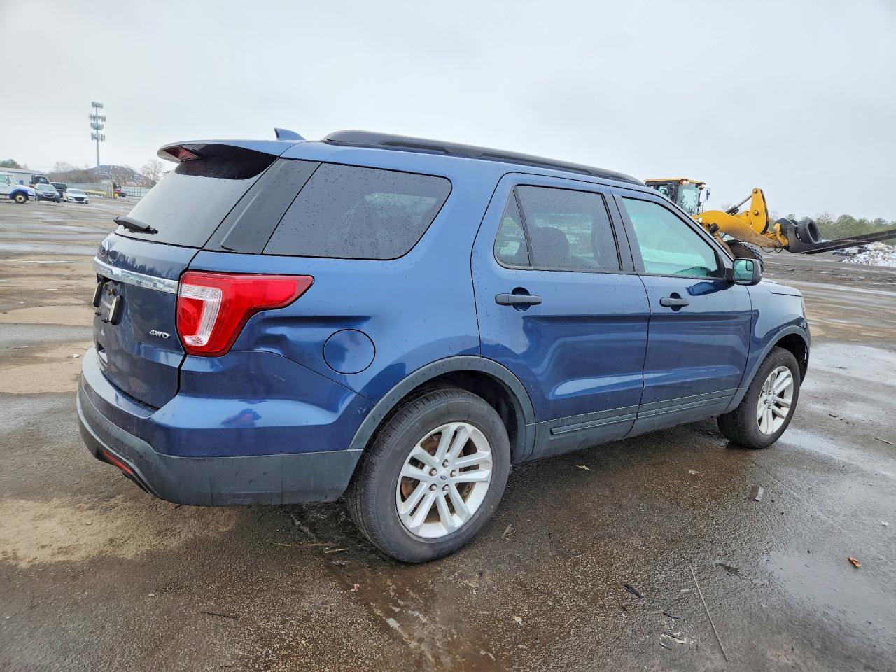 2017 Ford Explorer - Фото 3