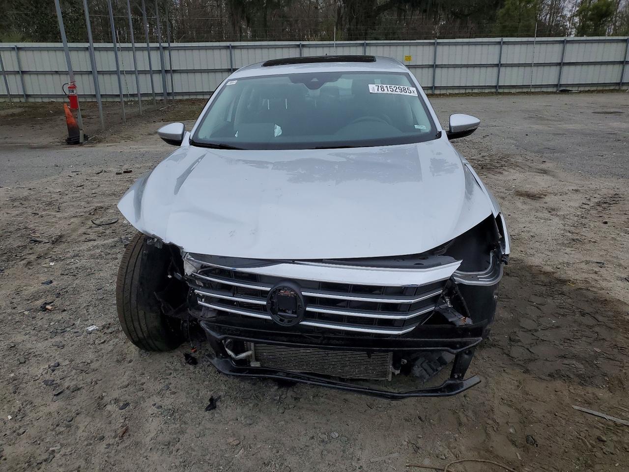 2021 Volkswagen Passat Se - Фото 5