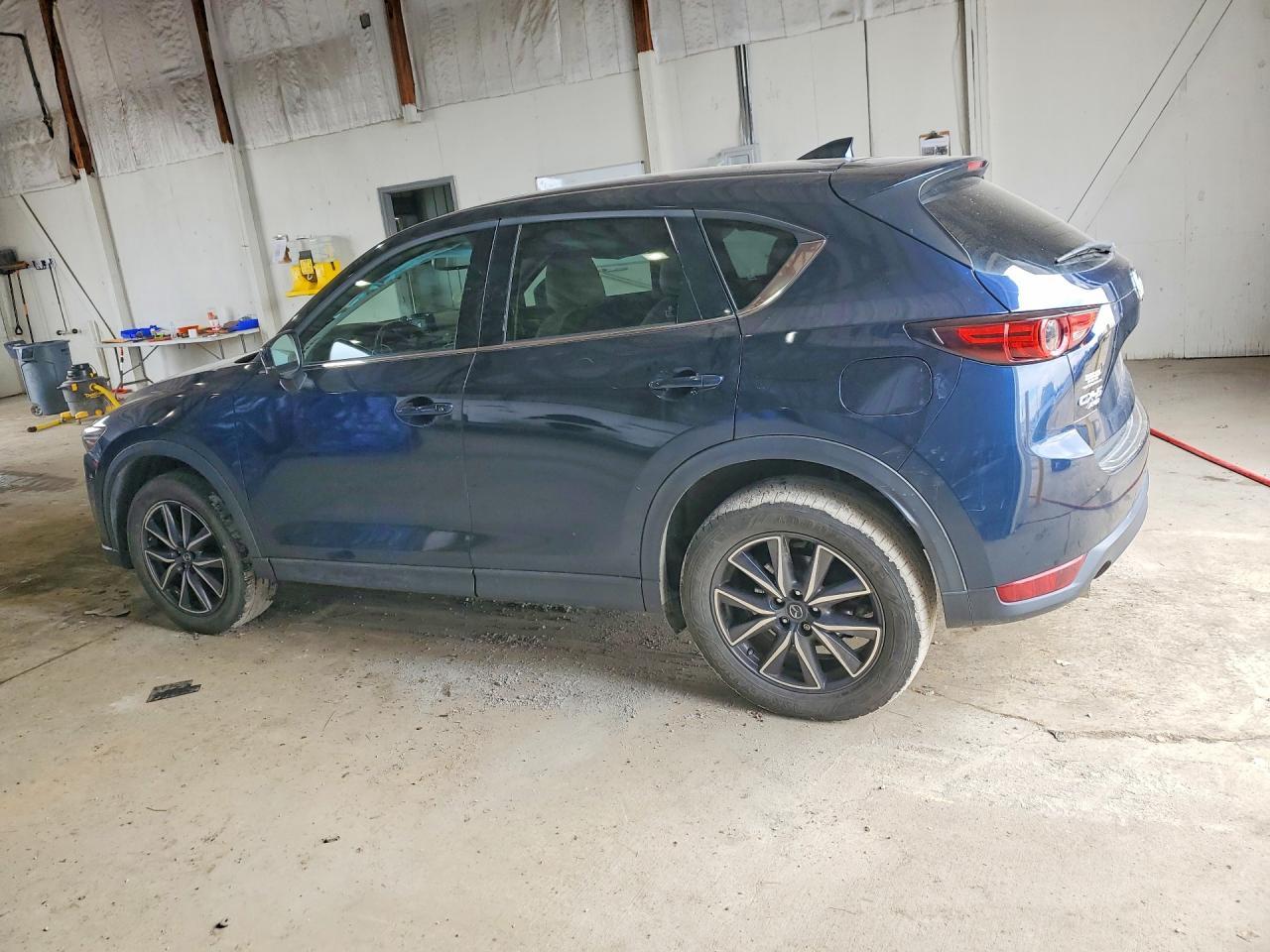 2017 Mazda Cx-5 Grand Touring - Image 2