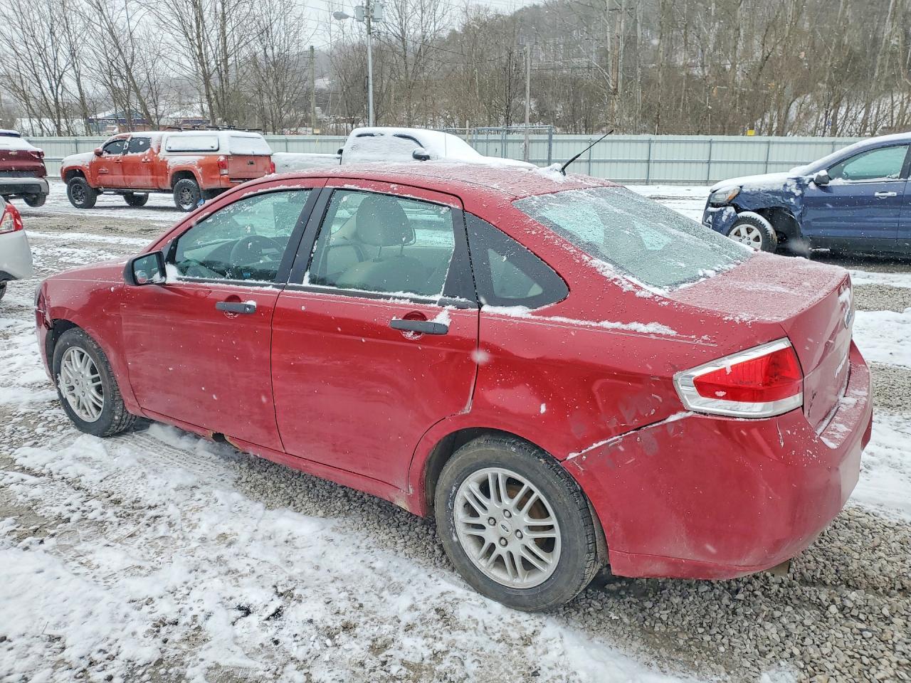 2011 Ford Focus Se - Фото 2