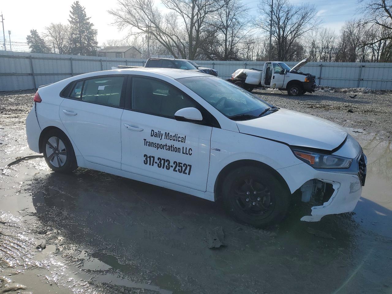 2020 Hyundai Ioniq Blue - Image 4
