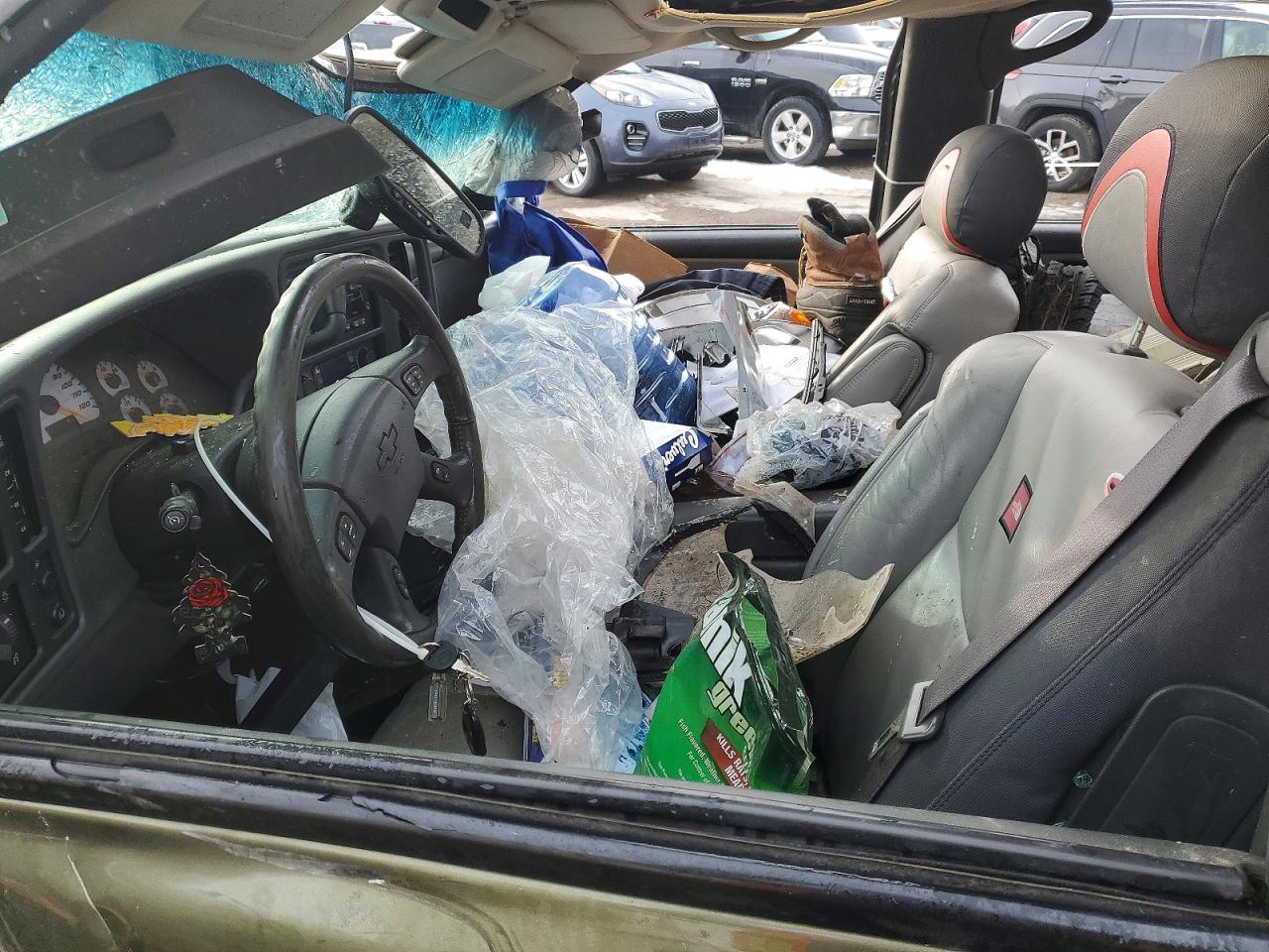 2003 Chevrolet Avalanche K1500 - Image 7