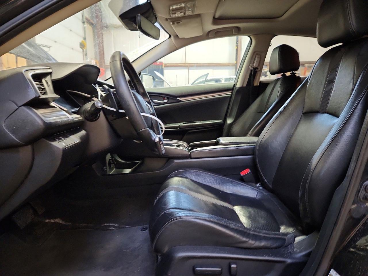 2020 Honda Civic Touring - Image 7