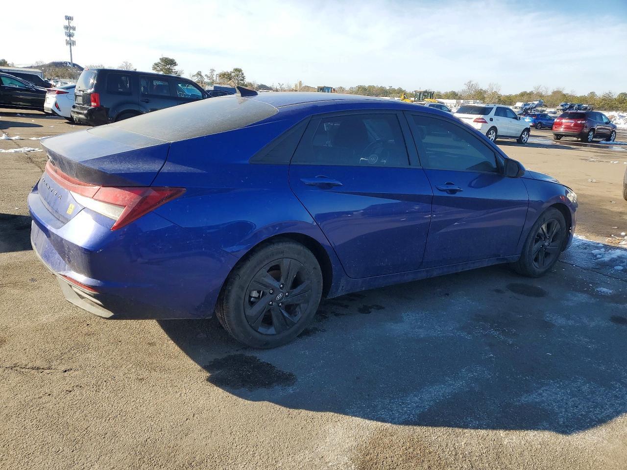 2023 Hyundai Elantra Sel - Фото 3