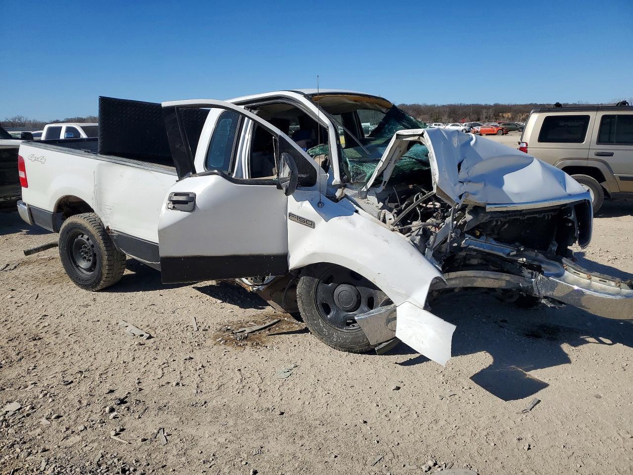 2004 Ford F150 - Фото 4