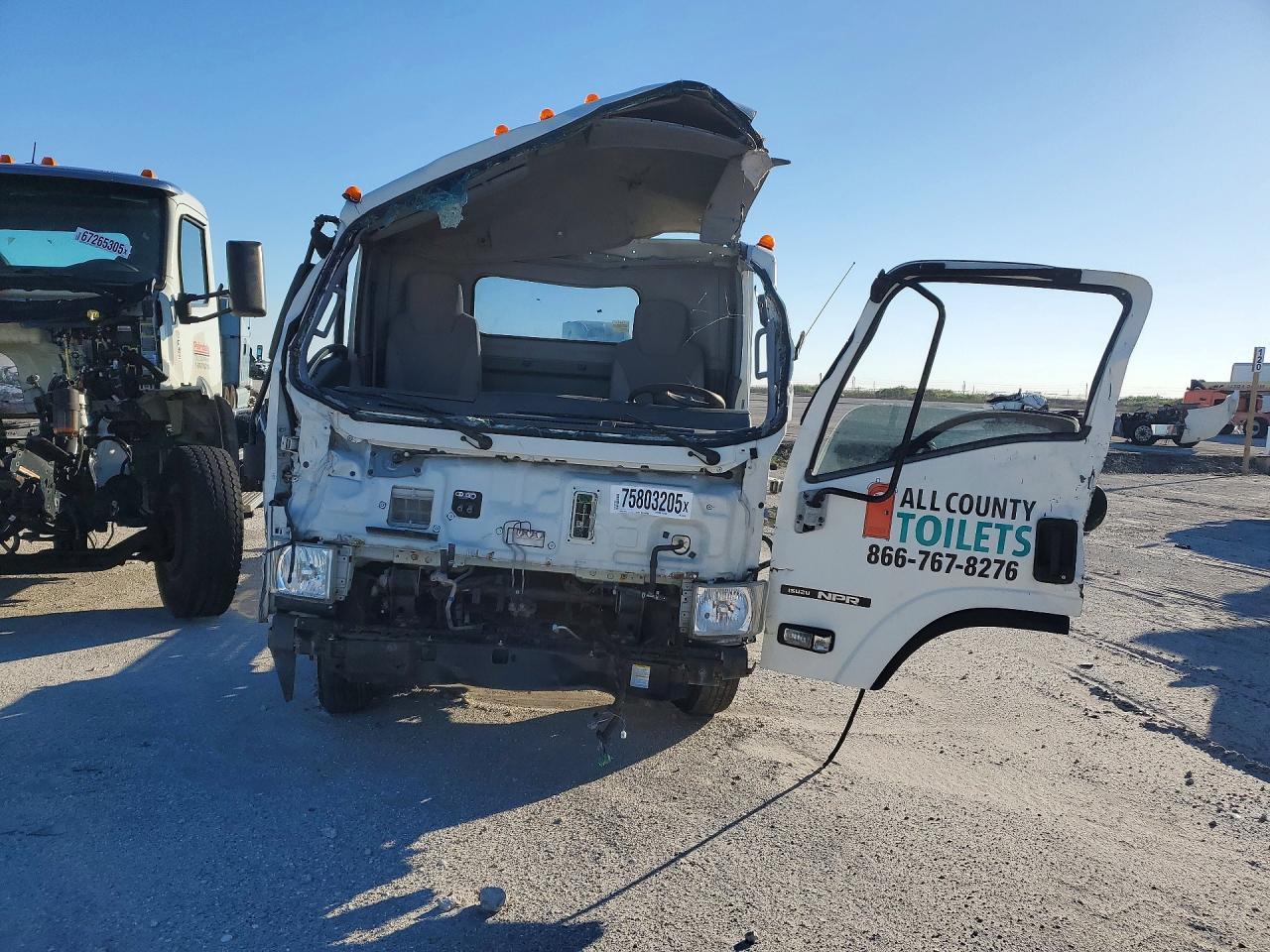 2021 Isuzu Npr - Фото 5