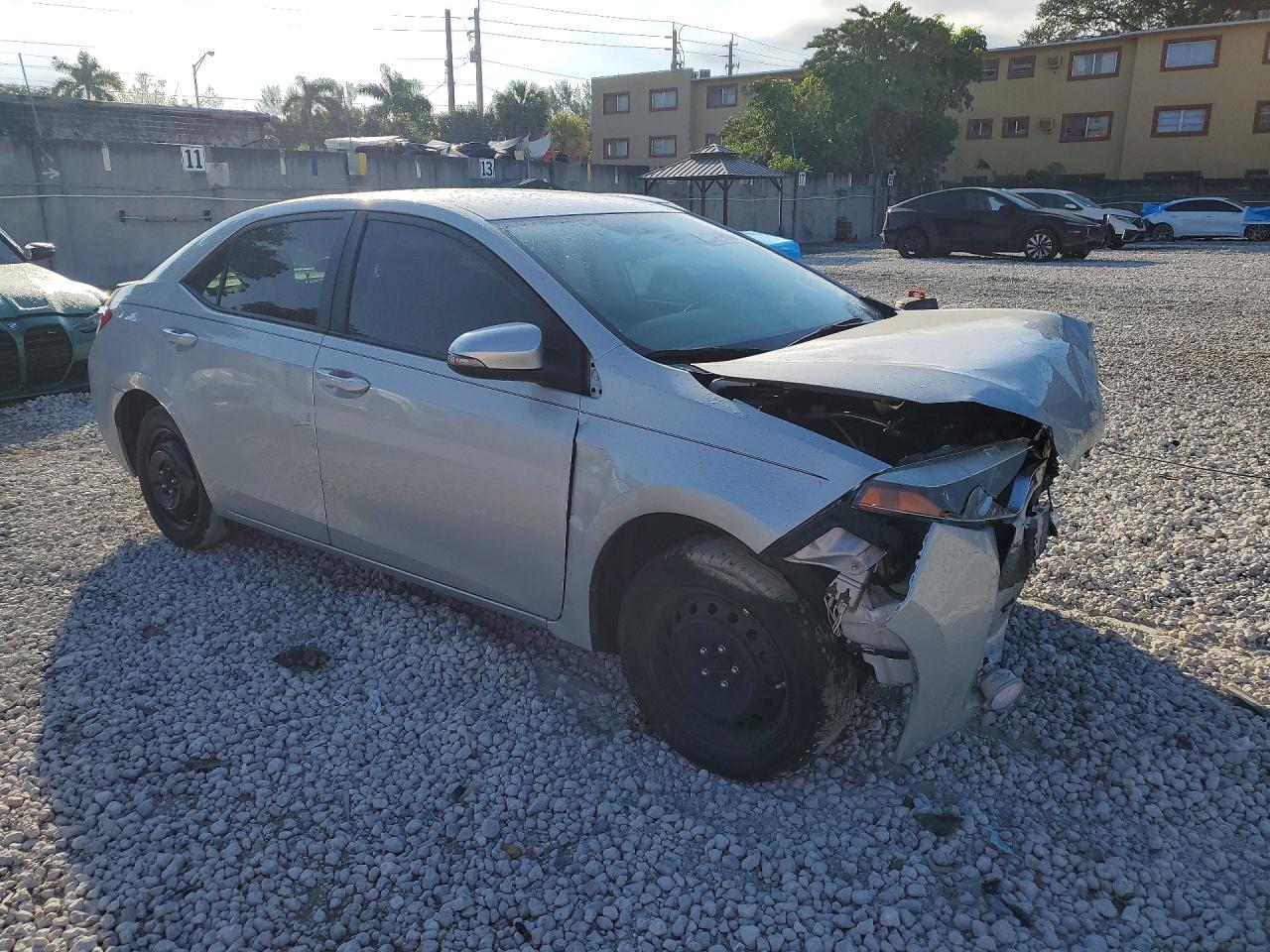 2016 Toyota Corolla S - Image 4