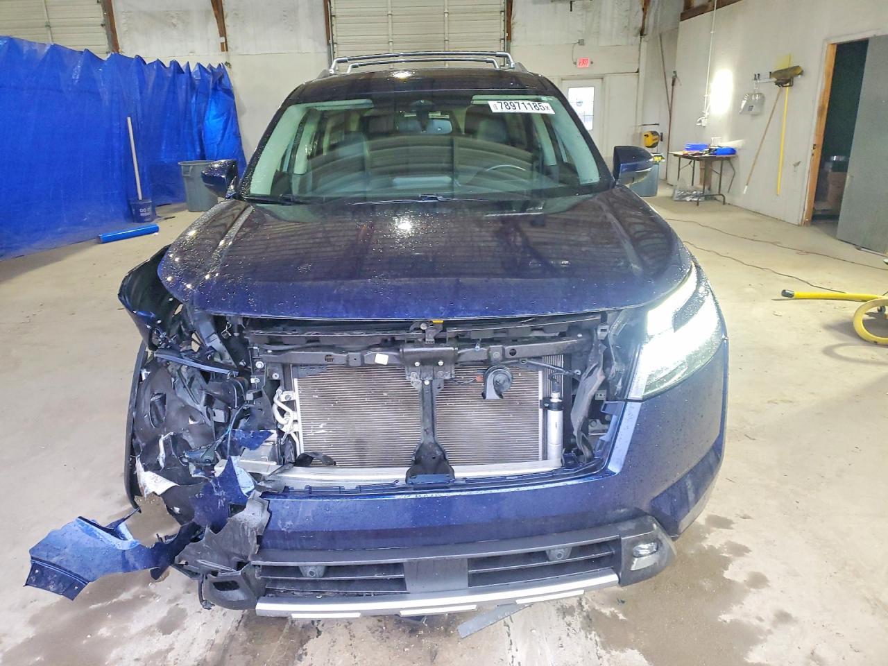 2022 Nissan Pathfinder Sl - Фото 5