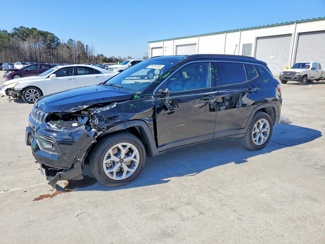 2025 Jeep Compass Latitude