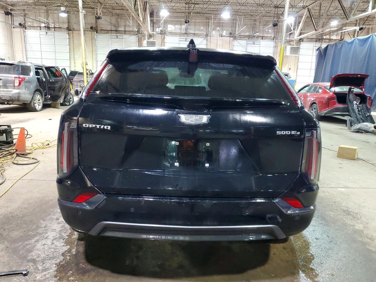 2026 Cadillac Optiq Sport - Фото 6