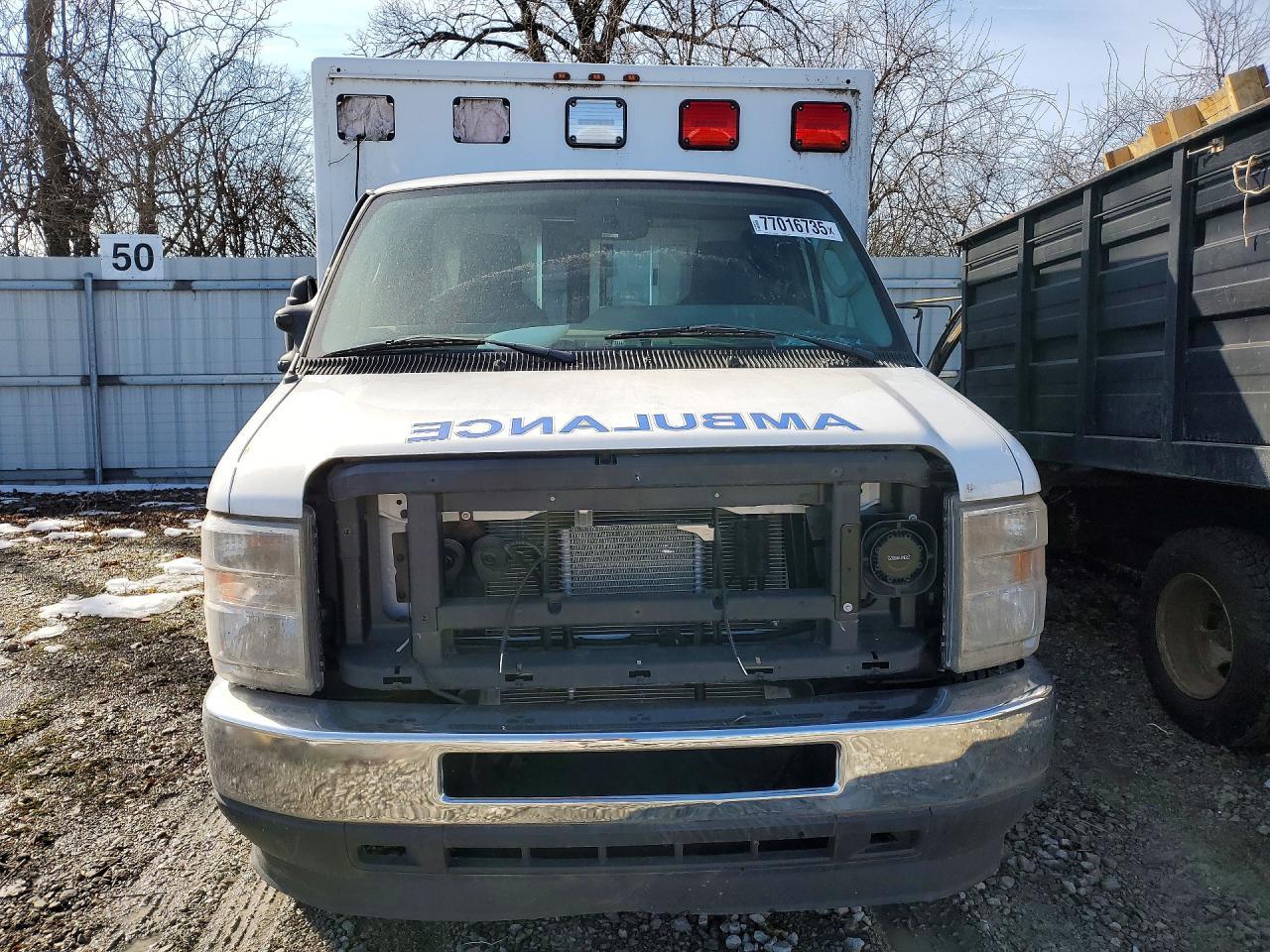 2021 Ford Econoline E350 Sd Ambulance - Фото 5