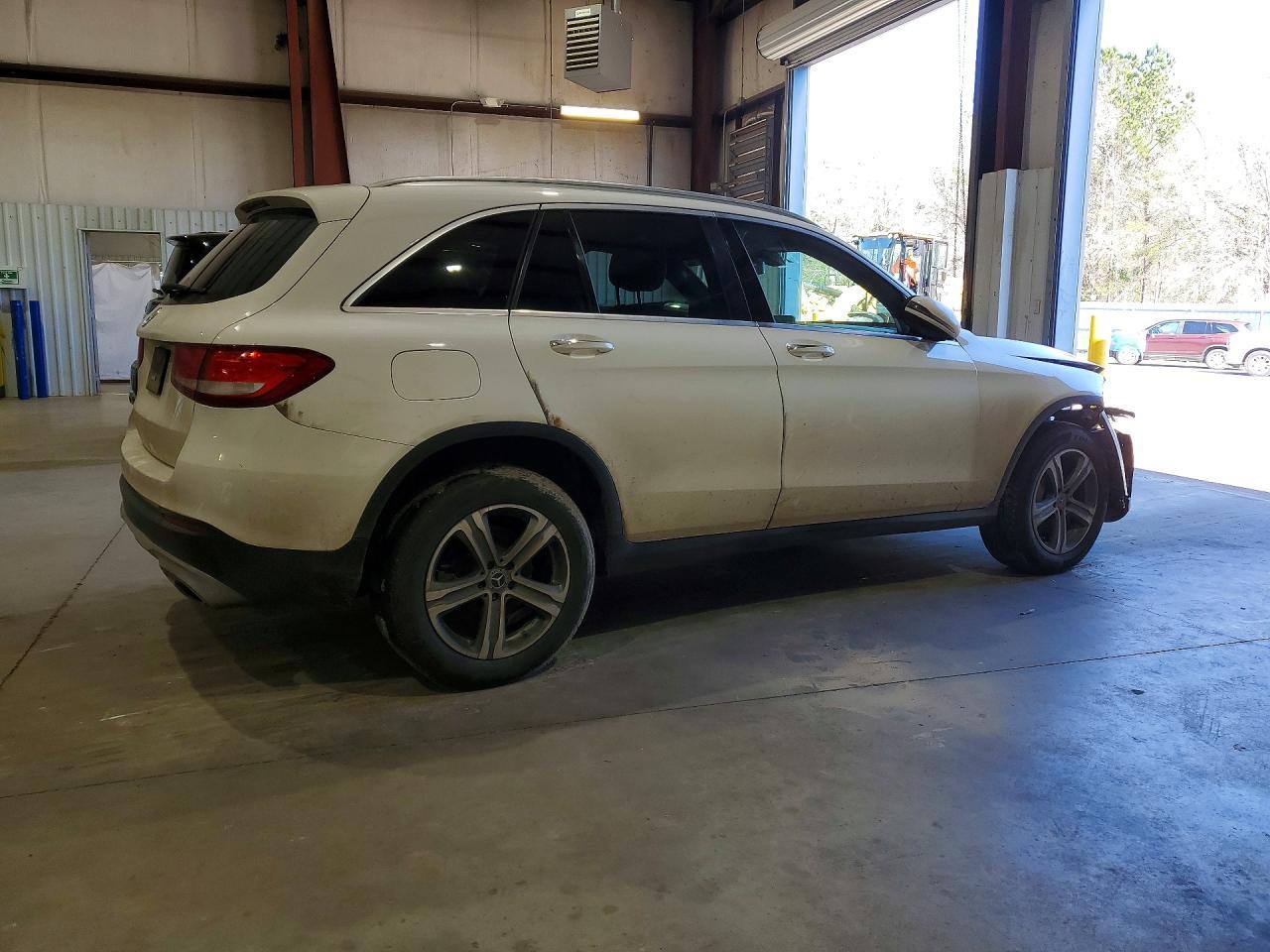 2018 Mercedes-Benz Glc 300 - Фото 3