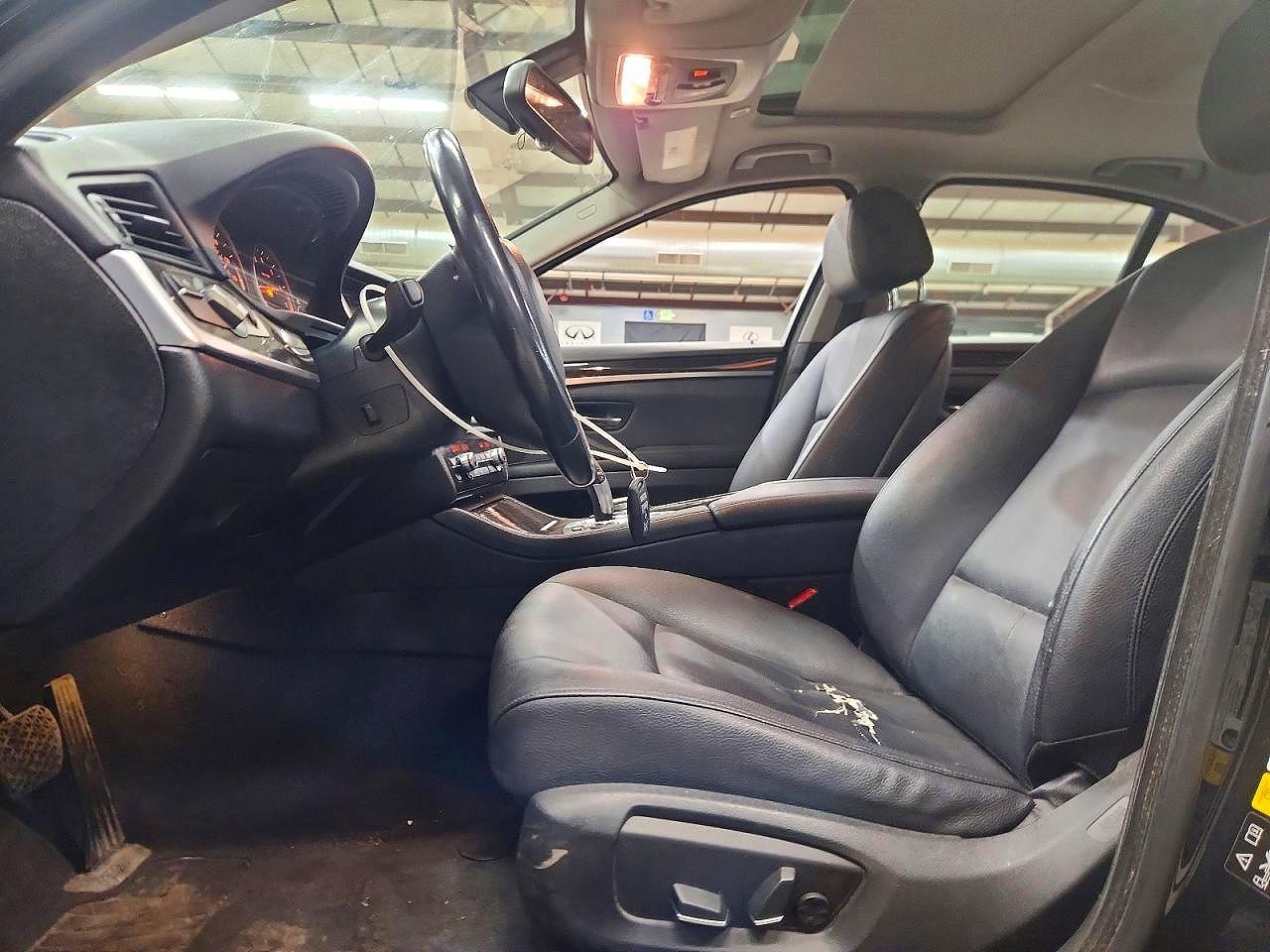 2015 BMW 528 Xi - Image 7