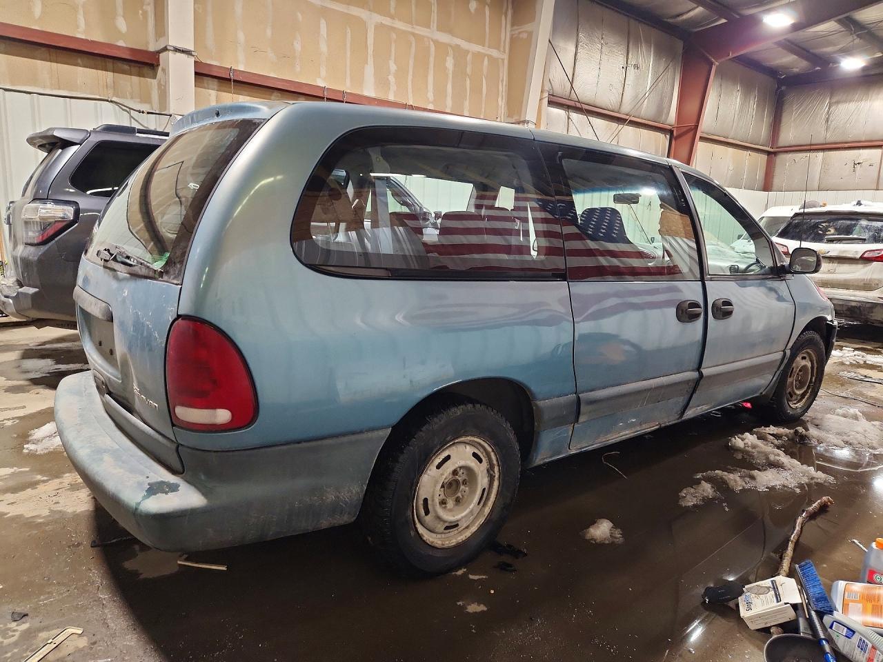 1996 Dodge Grand Caravan Se - Image 3
