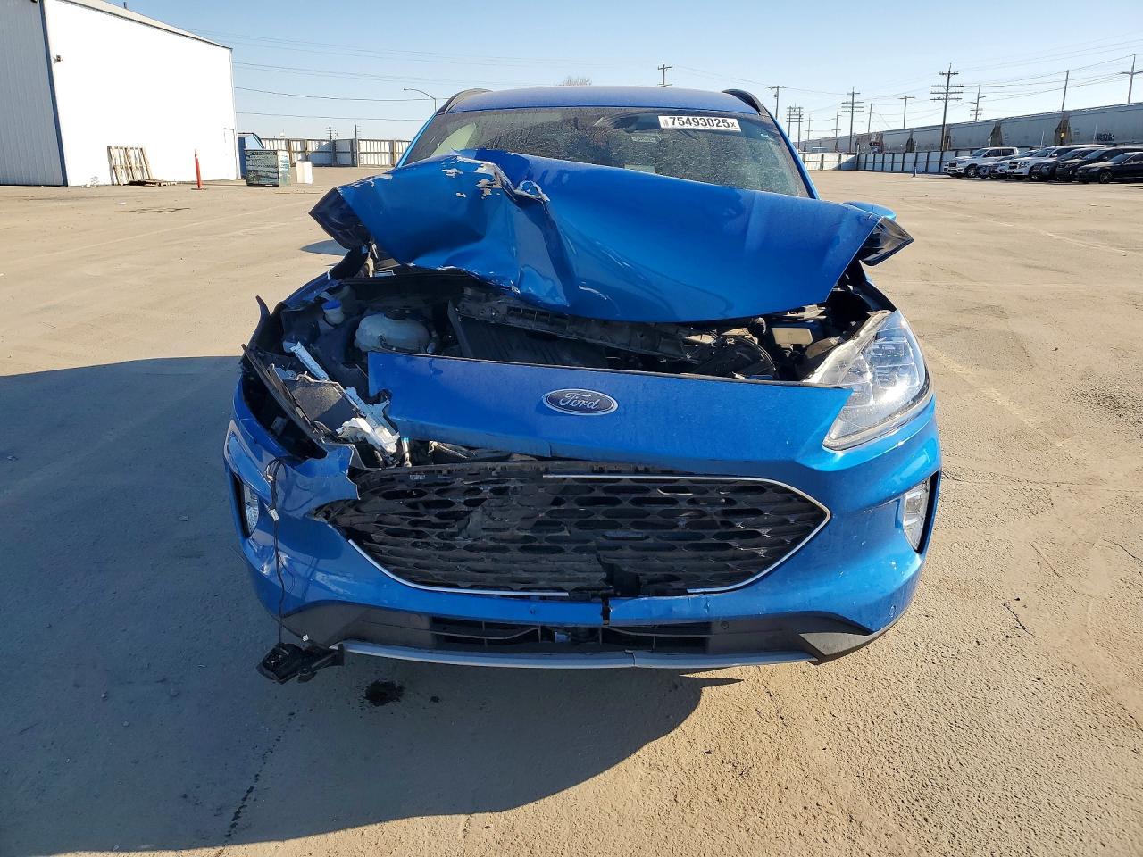 2020 Ford Escape Titanium - Image 5