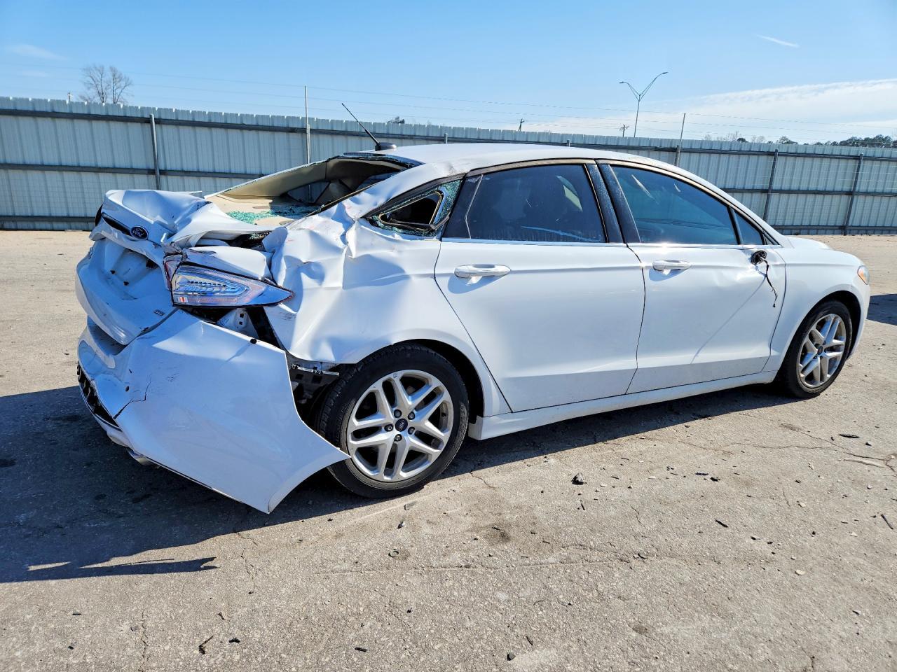 2016 Ford Fusion Se - Фото 3