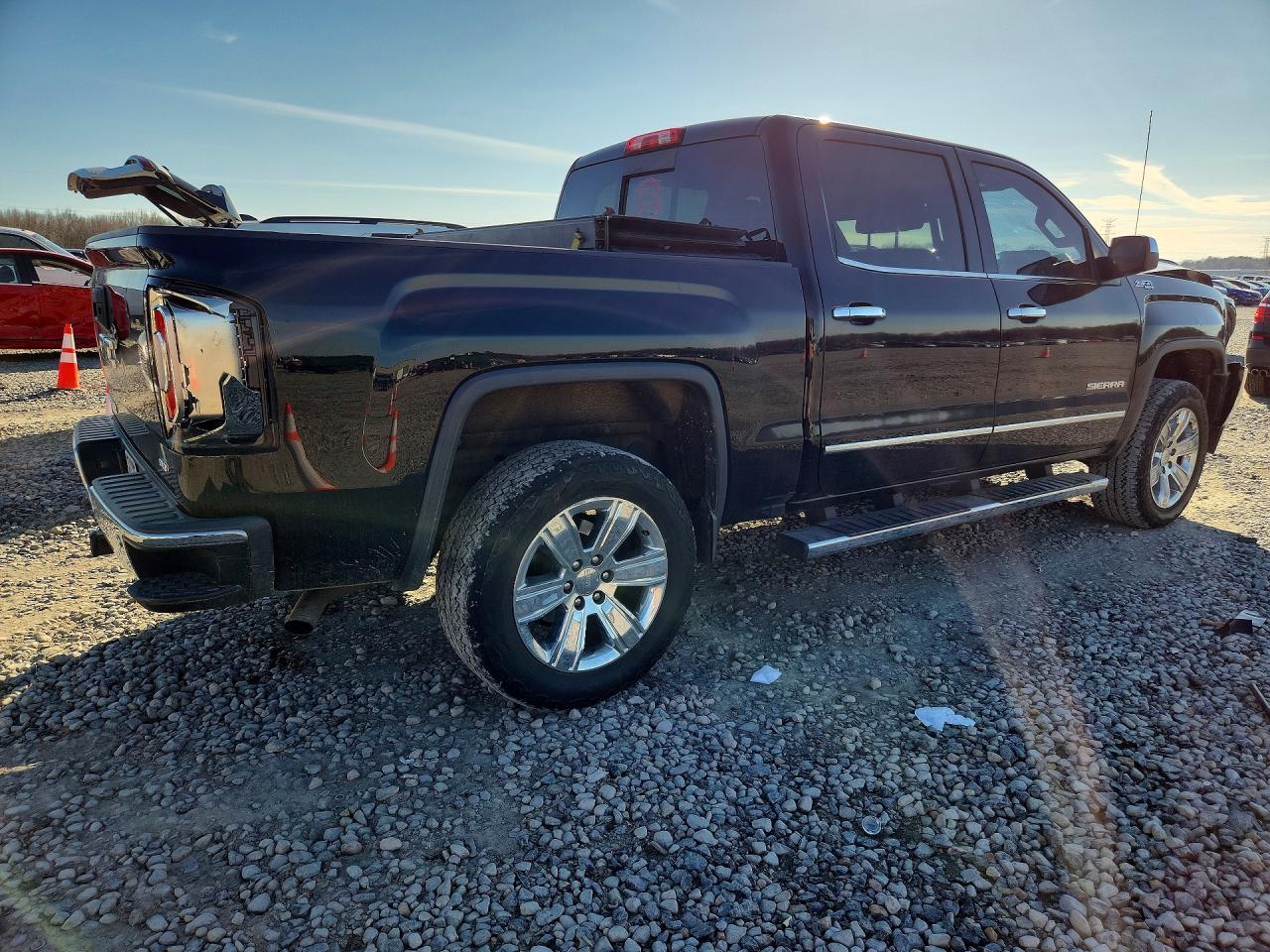 2017 GMC Sierra - Фото 3