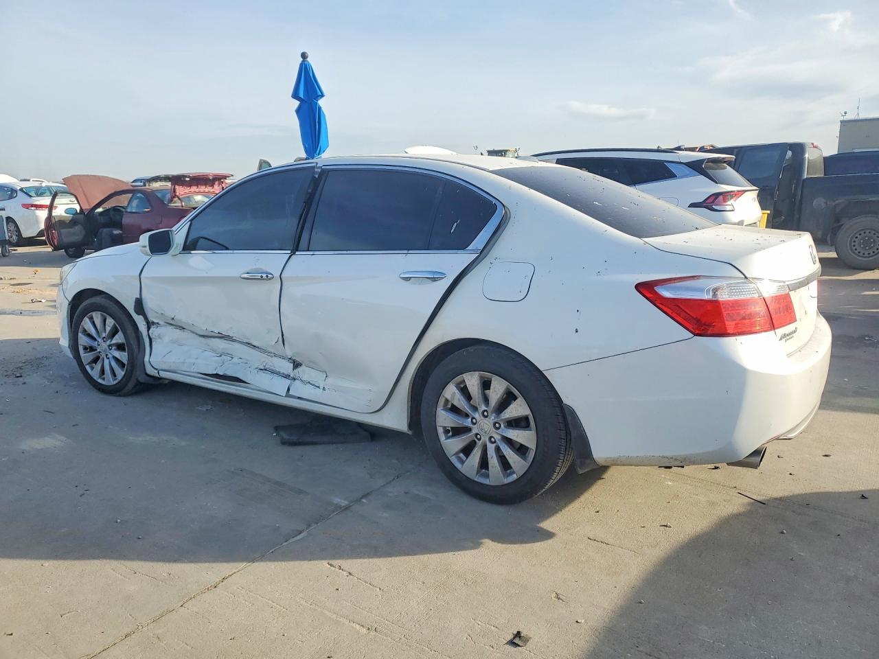 2015 Honda Accord Exl - Image 2