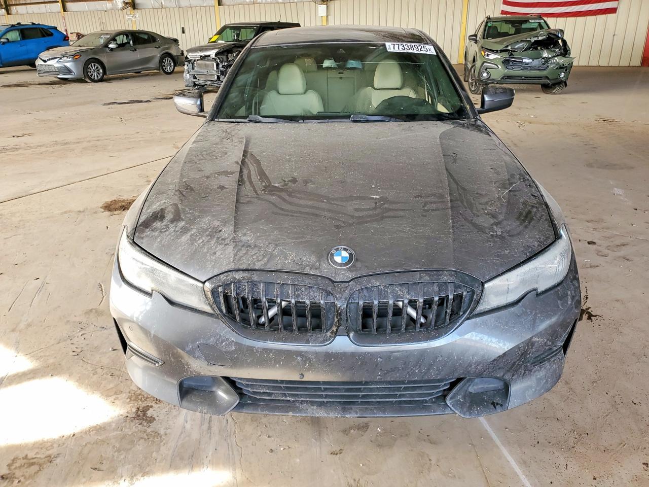 2020 BMW 330I - Фото 5
