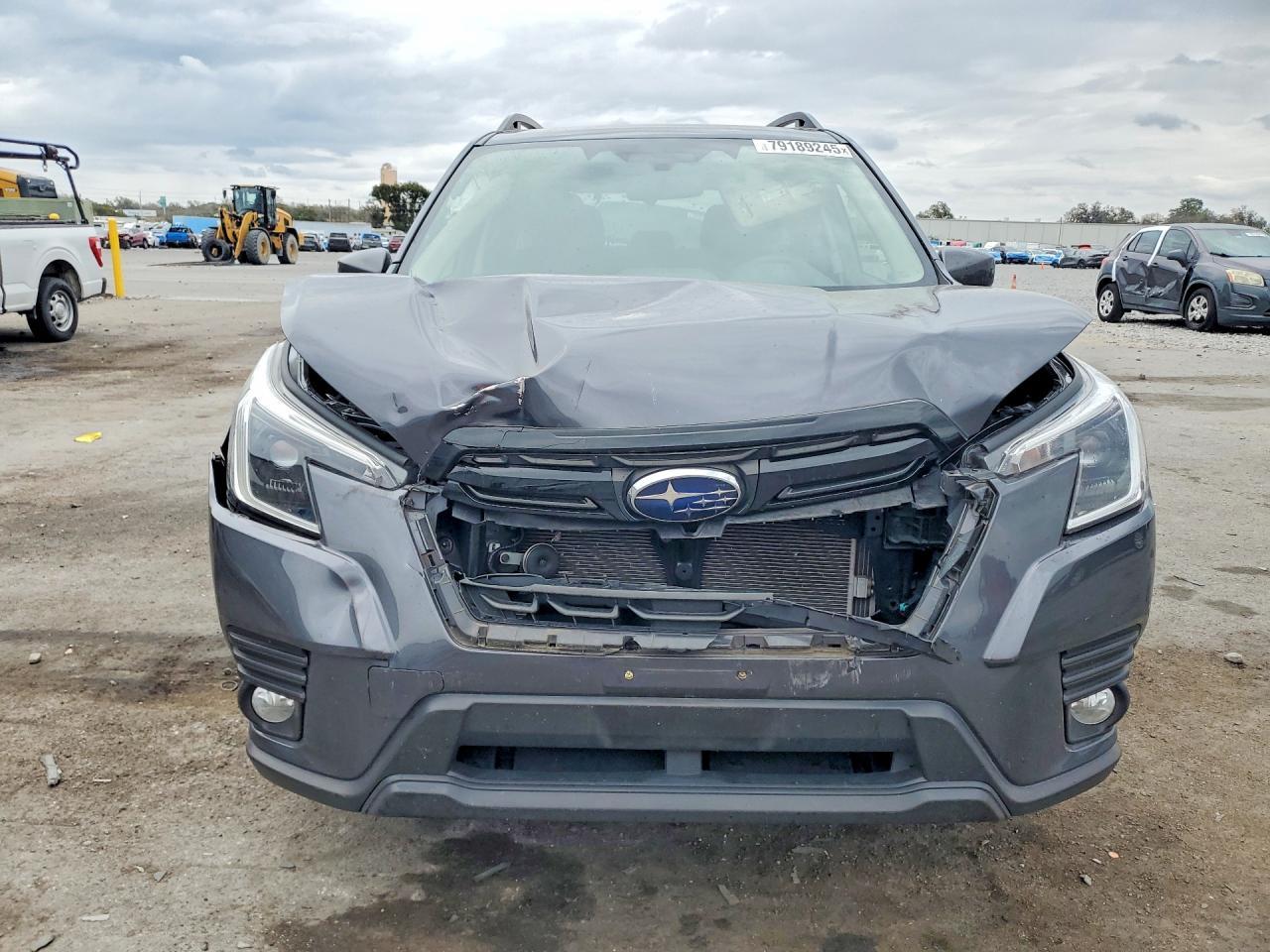 2022 Subaru Forester Premium - Фото 5