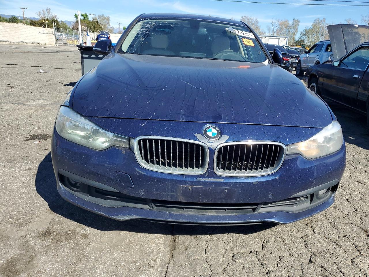 2017 BMW 320 I - Фото 5