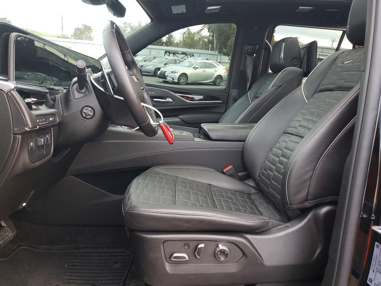 2024 Cadillac Escalade V - Фото 7