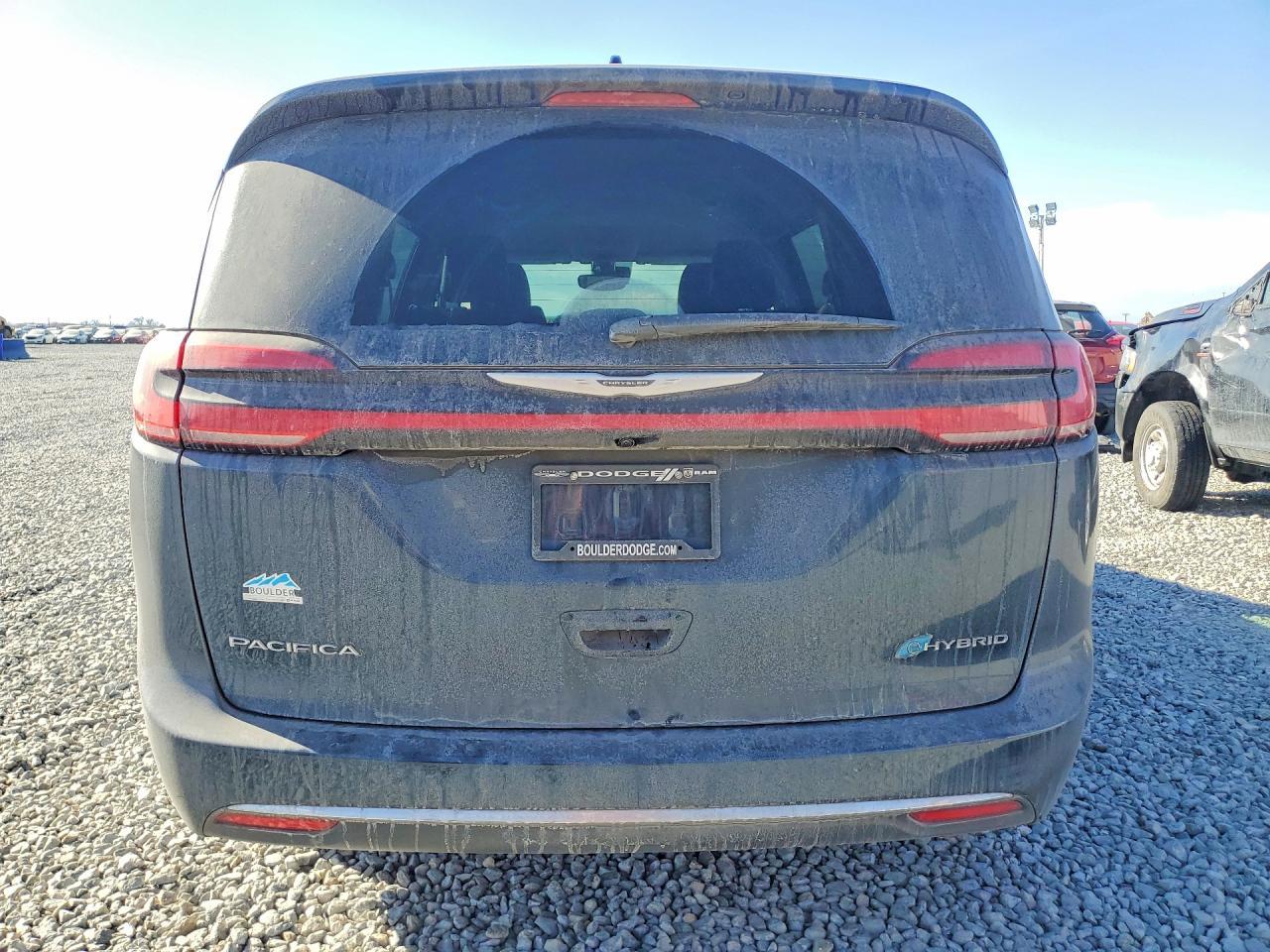 2022 Chrysler Pacifica Hybrid Touring L - Фото 6