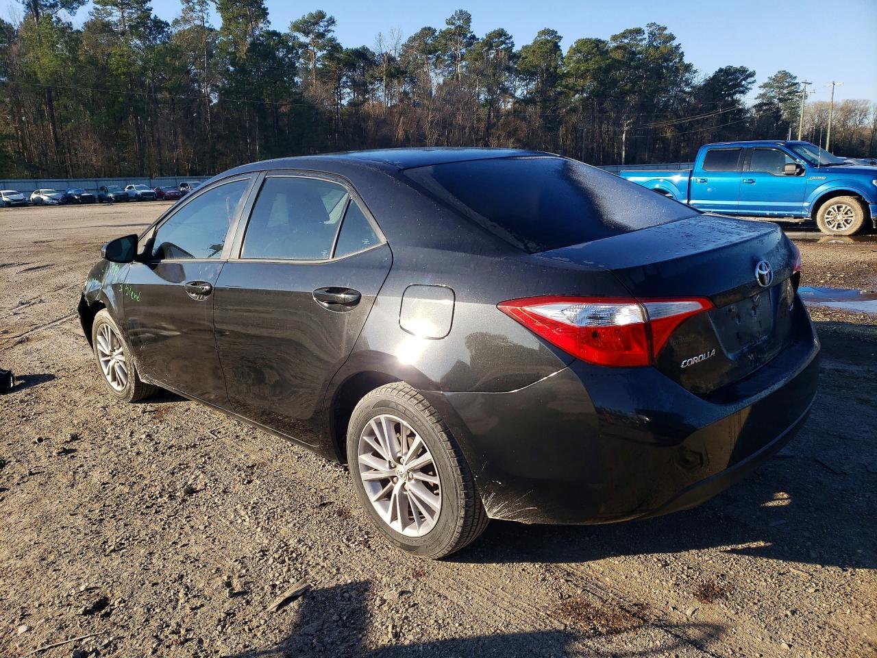 2015 Toyota Corolla L - Фото 2
