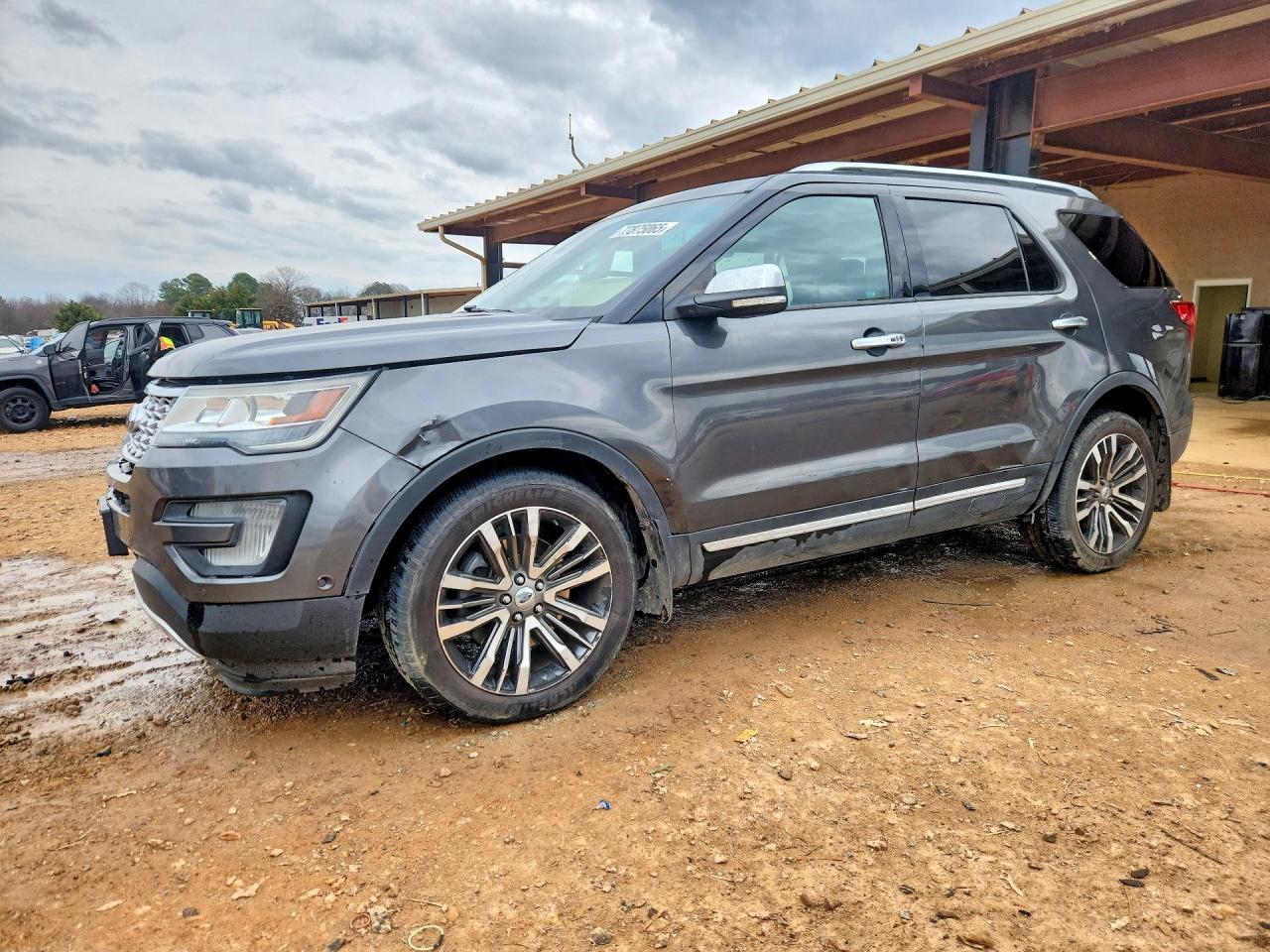 2017 Ford Explorer Platinum