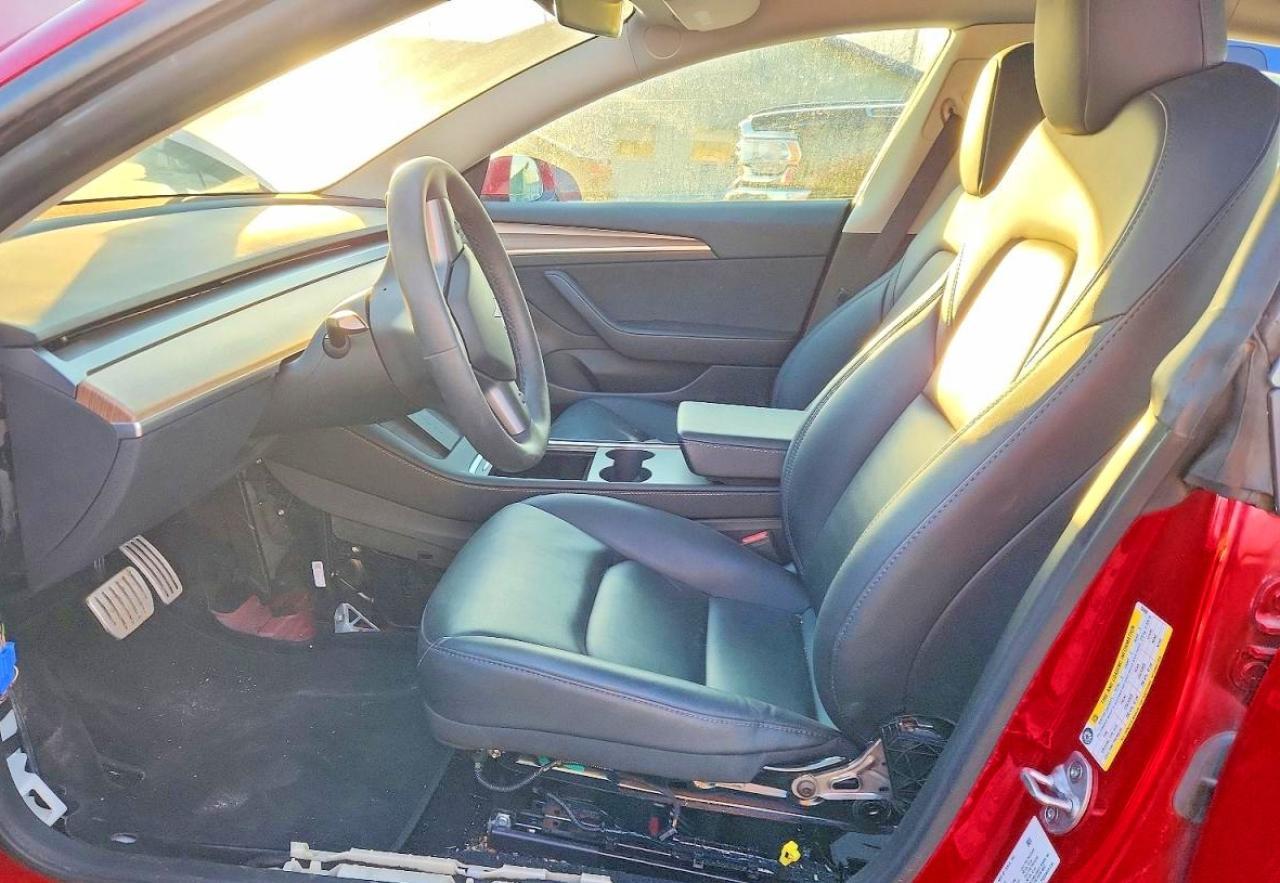 2023 Tesla Model 3 - Фото 7