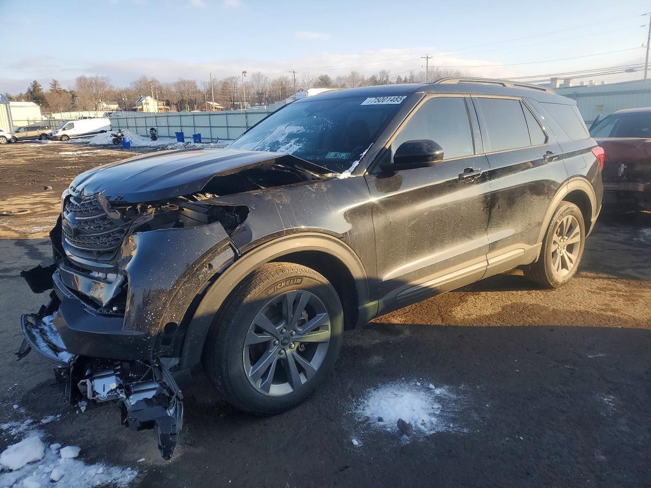 2022 Ford Explorer Xlt