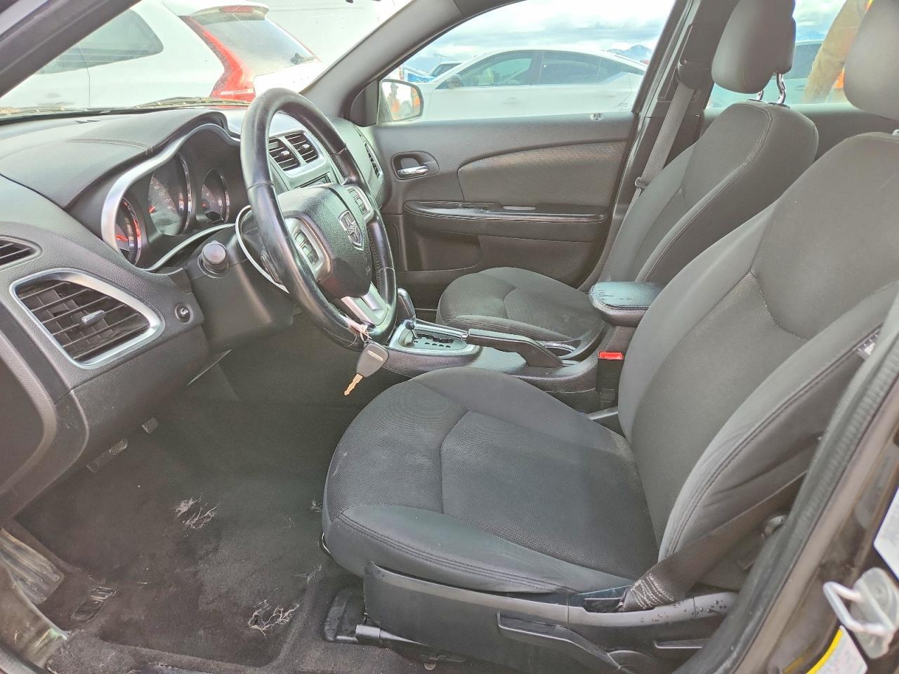 2012 Dodge Avenger Sxt - Image 7