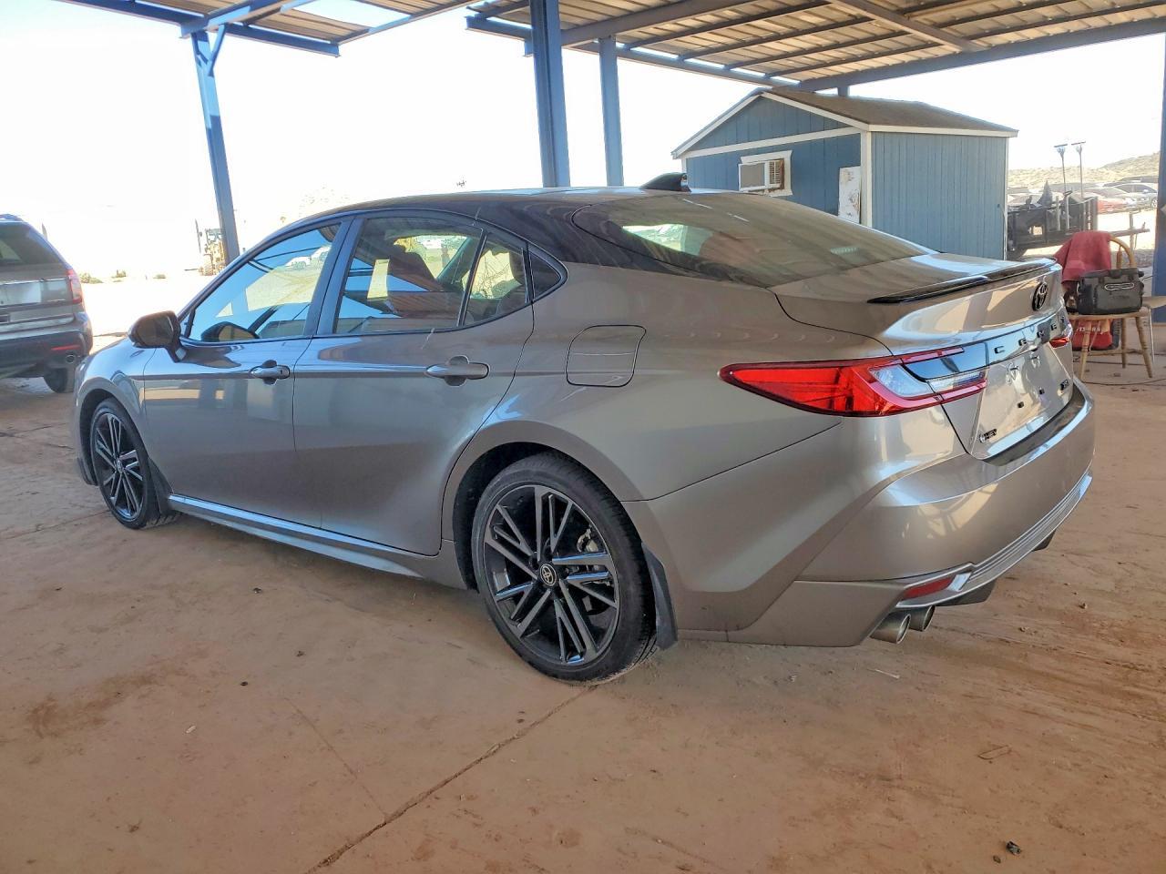 2026 Toyota Camry Xse - Фото 2