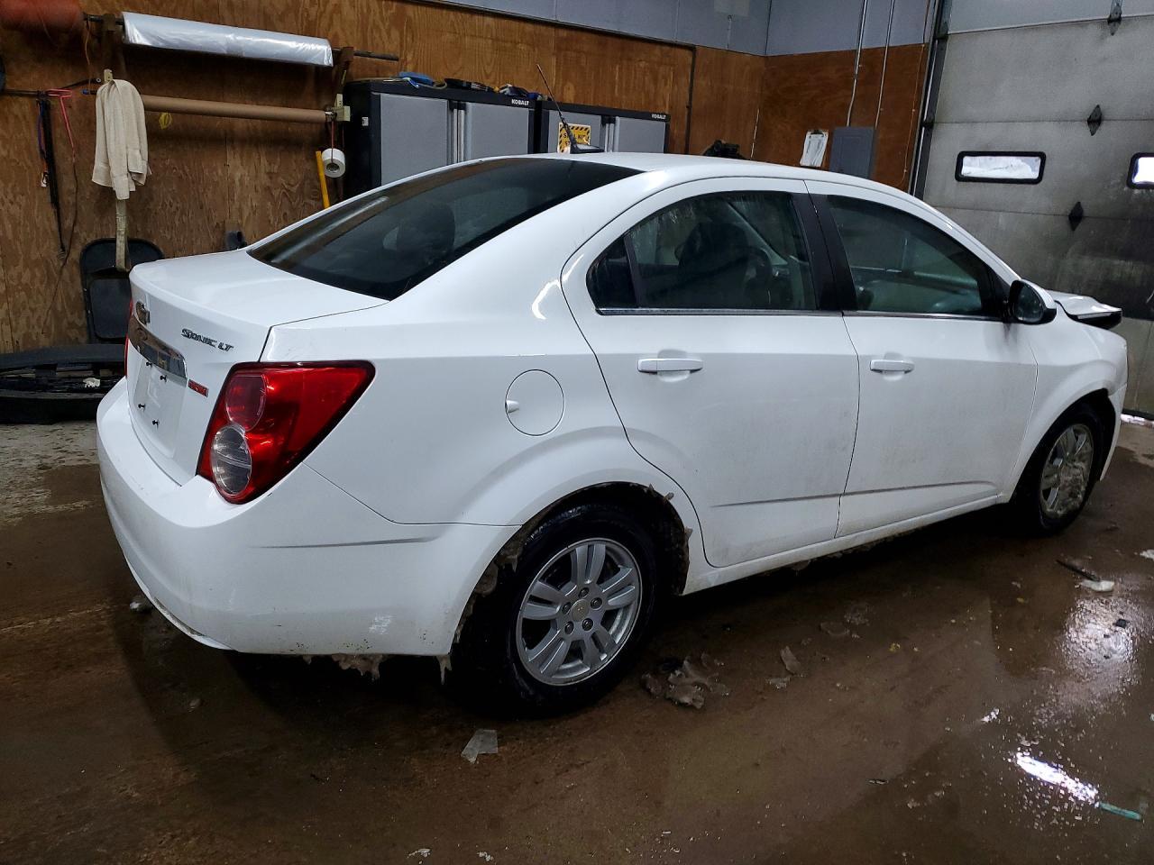 2014 Chevrolet Sonic Lt - Image 3