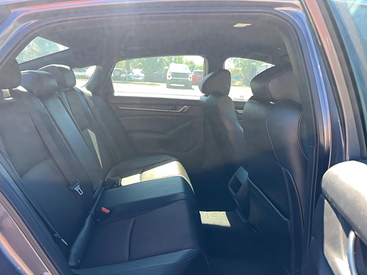 2020 Honda Accord Sport - Image 6